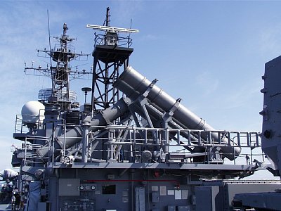 ハープーン対艦ミサイル発射管