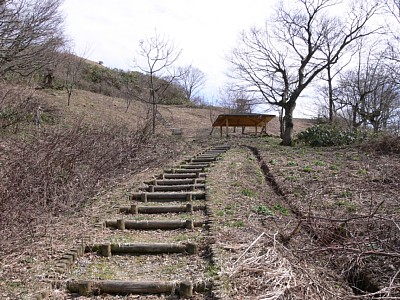 休憩舎が見えてきました