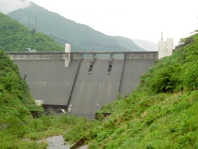 朝日小川ダム全景