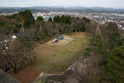 展望台から見た遊具広場