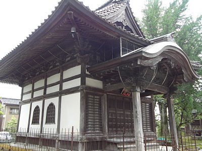 誕生寺の御堂