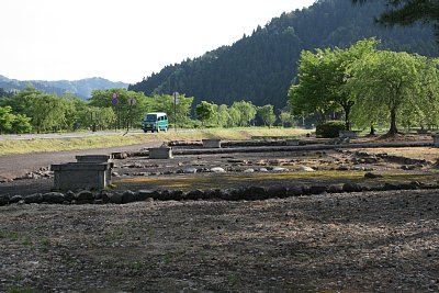 寺院と町屋群跡には多数の井戸跡があります