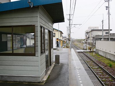 三口駅ホーム