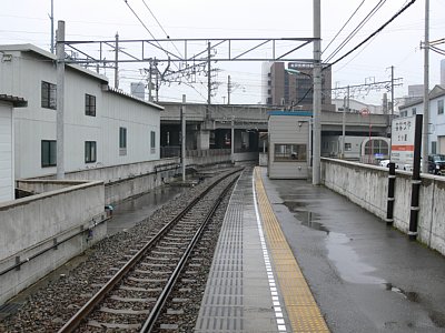 七ツ屋駅