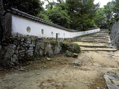 三の平櫓東土塀