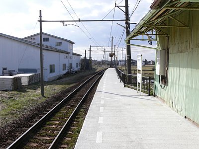 ホームは片面です