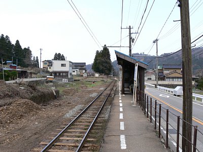 音沢駅ホーム