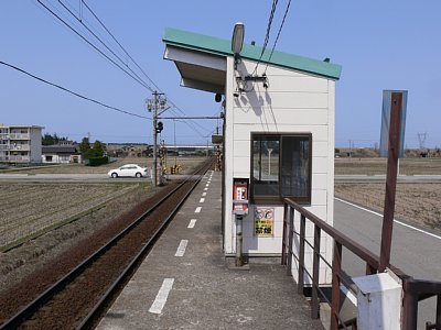新宮川駅ホーム