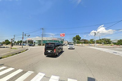 南富山駅方面を見る