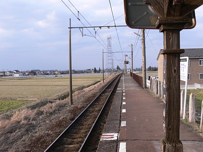 下段駅ホーム