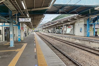2面3線ホーム