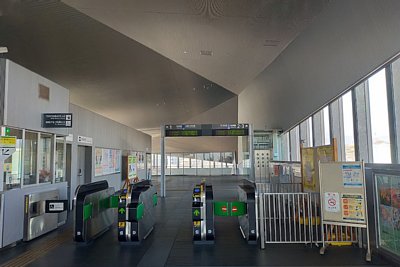 改札口