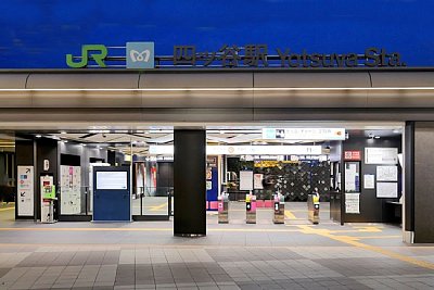 東京メトロ改札口