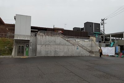 小針駅南口