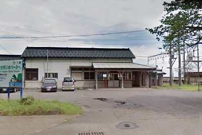 北陸本線富山駅