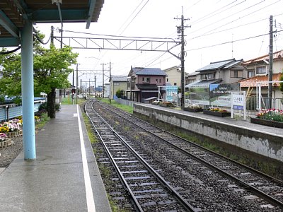 西春江駅
