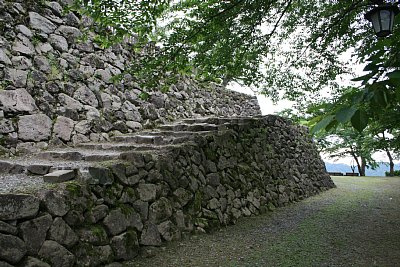 駕籠道が通る本丸石垣