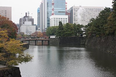 清水濠と平川橋