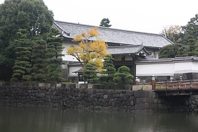 平川門と渡櫓門