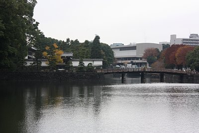 平川門と平川橋の全景