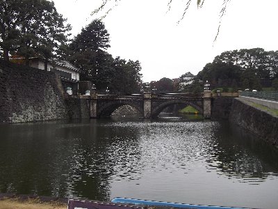 正門石橋