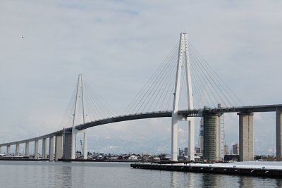 新湊大橋
