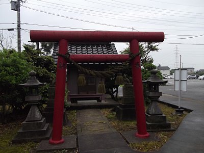 加茂神社の赤い鳥居