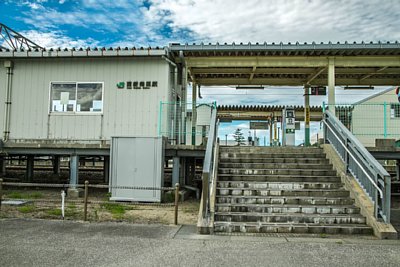 西新発田駅北口
