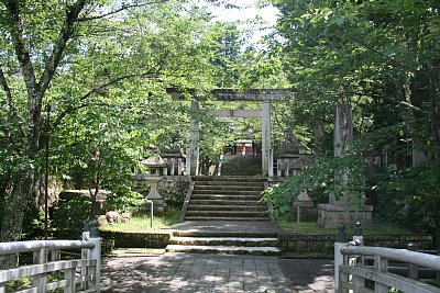 三の丸には護国神社があります