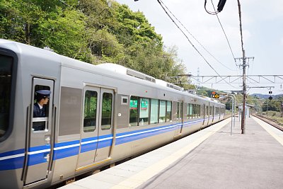 あいの風とやま鉄道521系電車