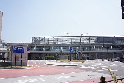 高岡駅前