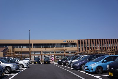 新高岡駅