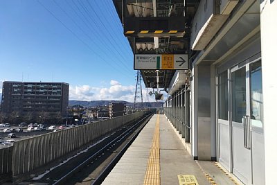 小海線ホームは単式ホームです