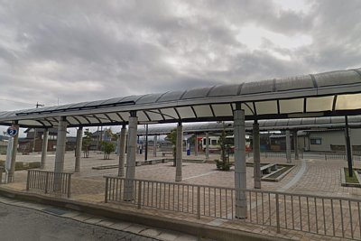 高浜バスターミナルは大規模です