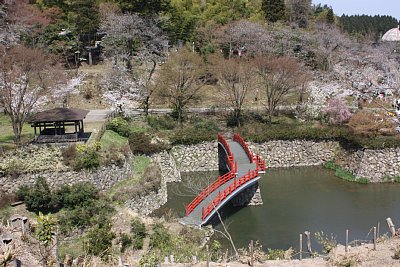 園謝橋