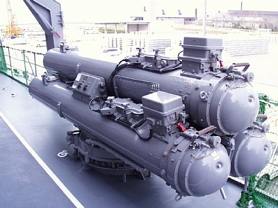 68式3連装短魚雷発射管