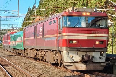 EH800電気機関車橋