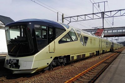 TRAIN SUITE 四季島