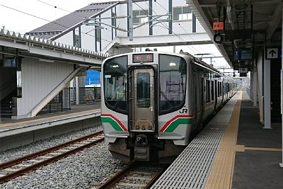 E721系