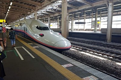 新幹線ホーム