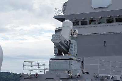 eaRAMは11連装の対空ミサイルを持っています