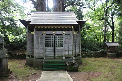 隠尾八幡宮