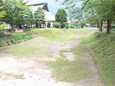 神岡城外堀と石垣