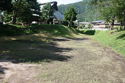 外堀は結構幅が広いのです