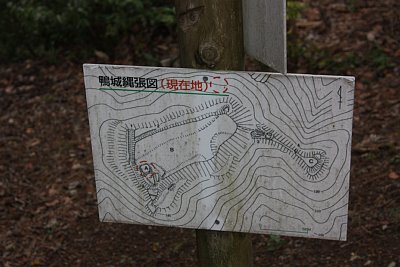 縄張り図では本丸にいることがわかります