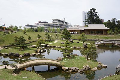 玉泉院丸庭園全景