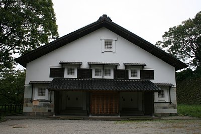金沢城鶴丸倉庫