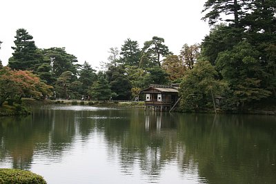 兼六園霞ヶ池