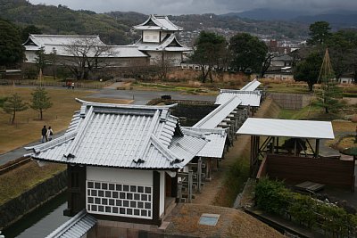 金沢城鶴の丸土塀