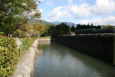 水堀と石垣